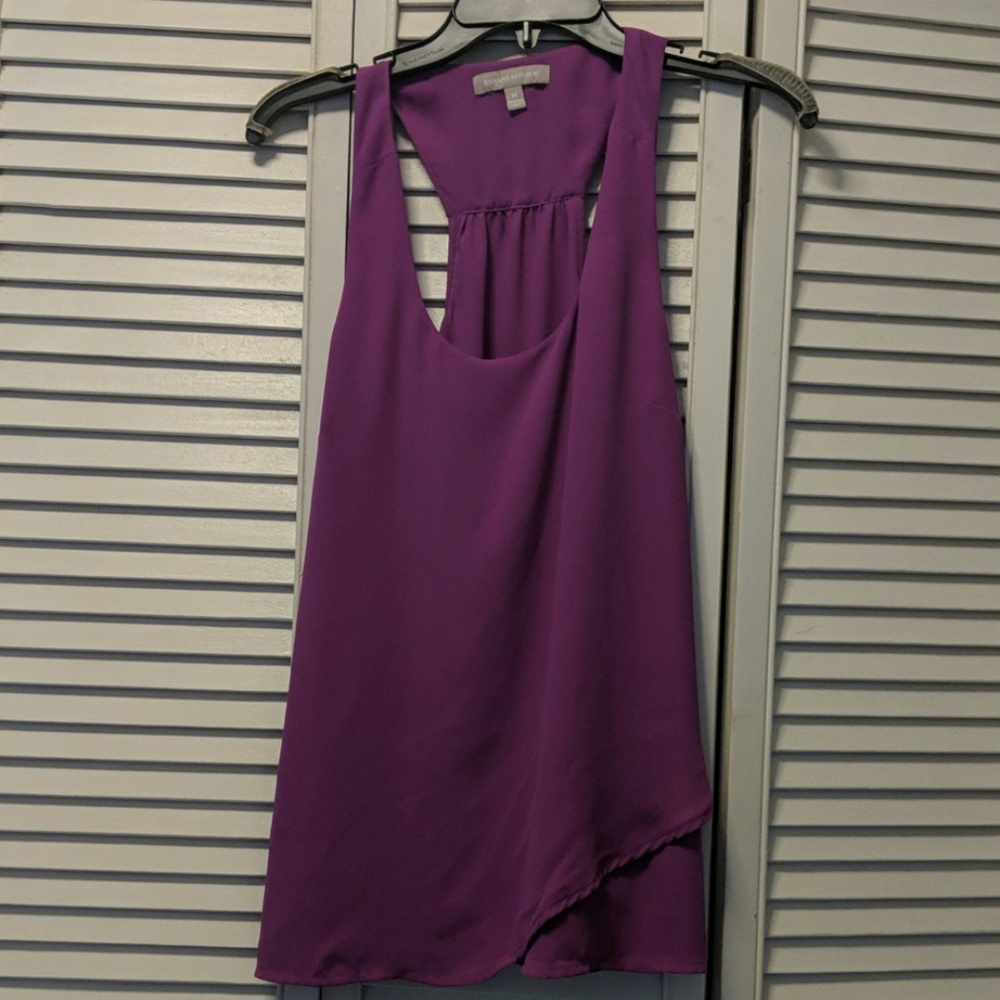 Banana Republic sleeveless blouse